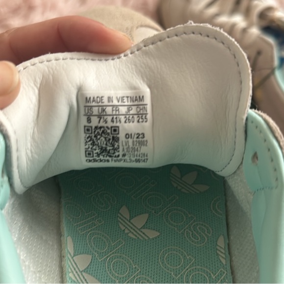 NIB Adidas Samba OG unisex M8/W10 - Picture 2 of 4